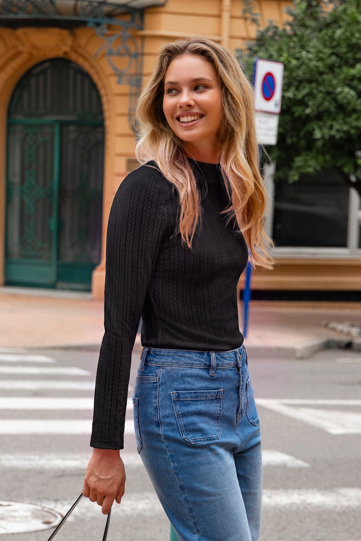 In Theory Black Top