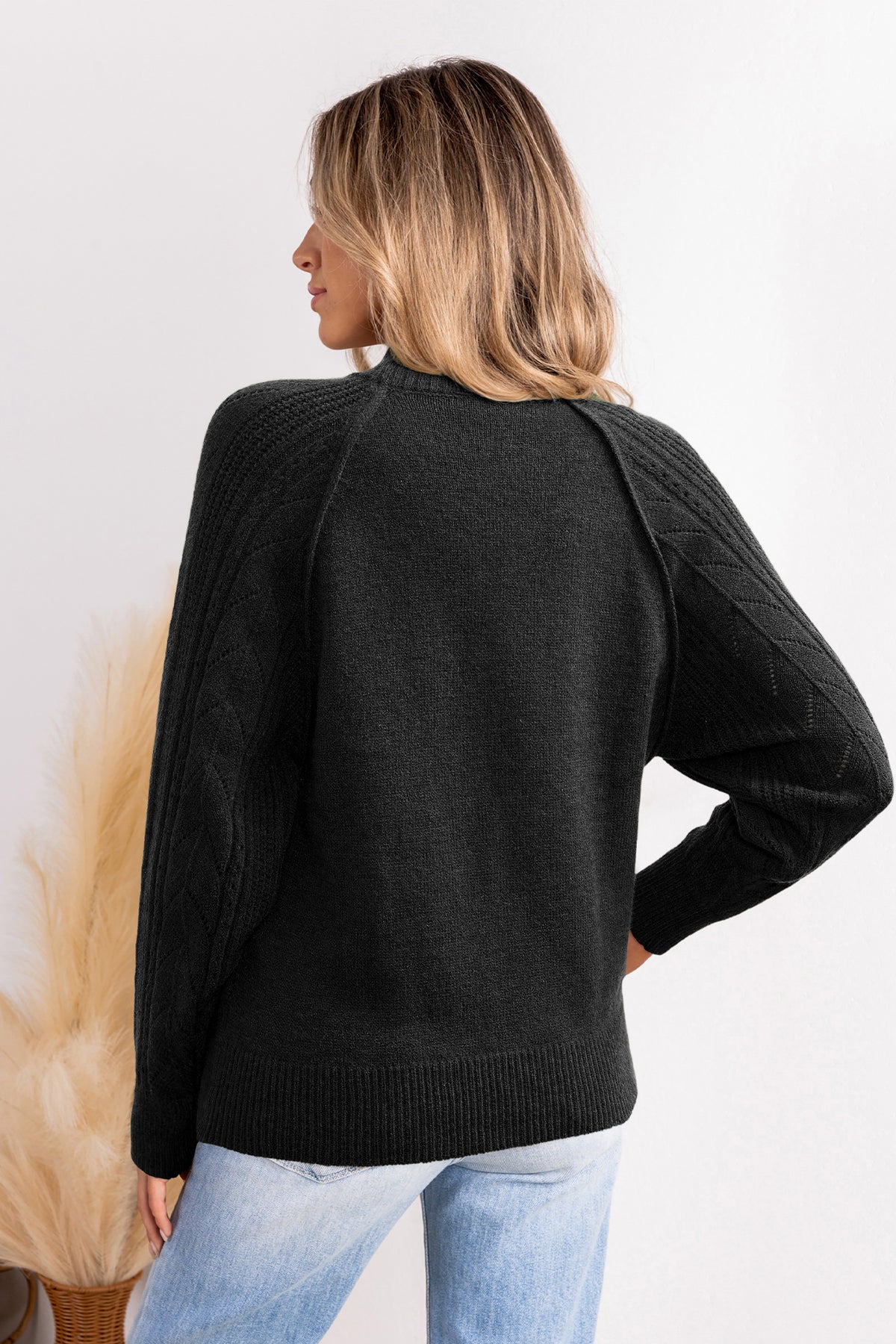 Smoky Poetry Turtleneck Black Sweater